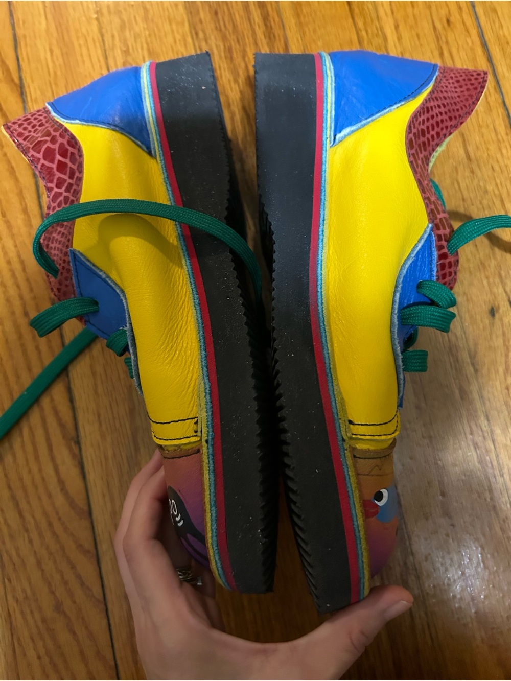 Soletech Hand Painted‎ Shoes Women's Size 7W Multicolor Leather Corky Lace-Up - Picture 3 of 9